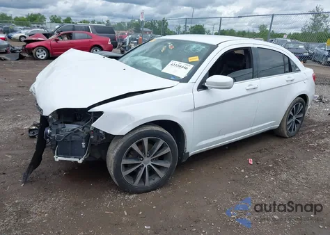 2013 Chrysler 200 Limited из США, поврежденный, VIN 1C3CCBCGXDN650394